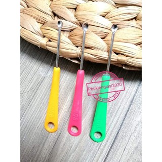 1 cây lấy ráy tai Ngắn cán nhựa có lỗ gắn móc khóa dài 6.5cm