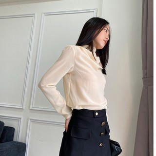 Áo cổ lọ đổ màu be EDINI - A1190