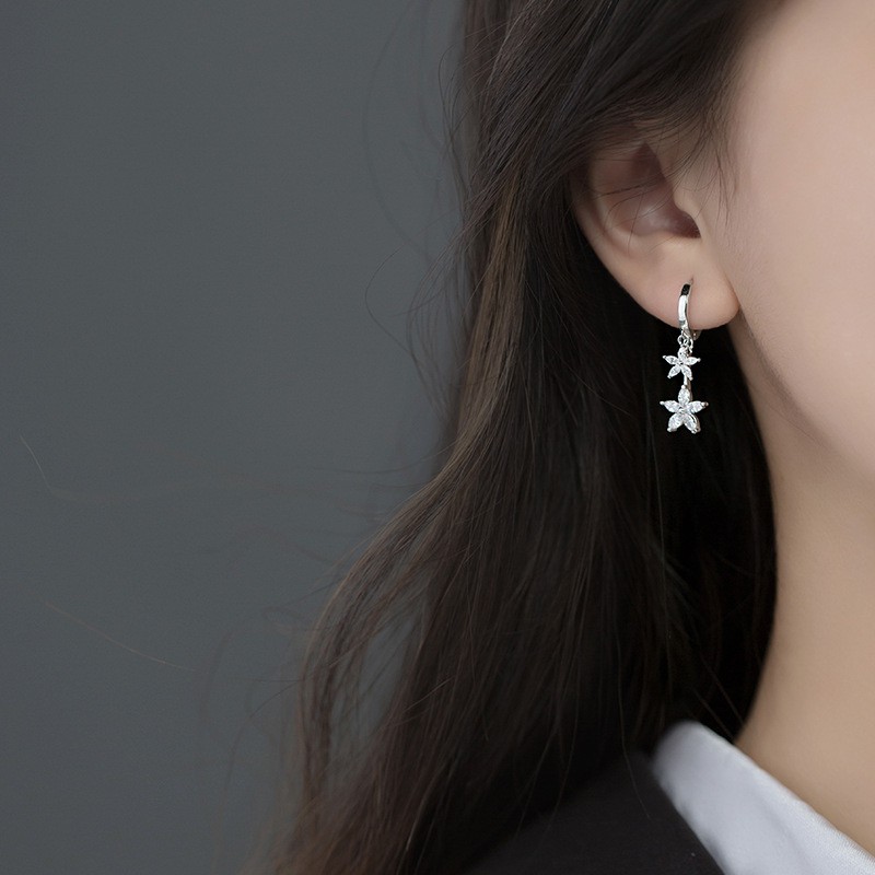 Khuyên tai bạc Ý s925 siêu phẩm hai đôi hoa 5 cánh thả dài E3919 - AROCH Jewelry