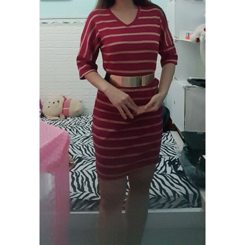 Đầm  body len size M thanh lý