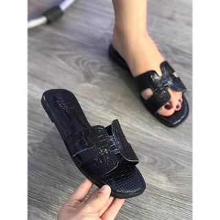 DÉP LÊ/DÉP BỆT CHỮ H VÂN DA RẮN
