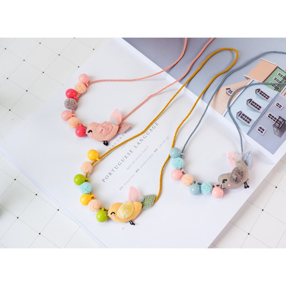 Dây đeo cổ Donna's hình chú chim cho bé gái có các hạt bông xinh xắn thời trang hồng xanh vàng