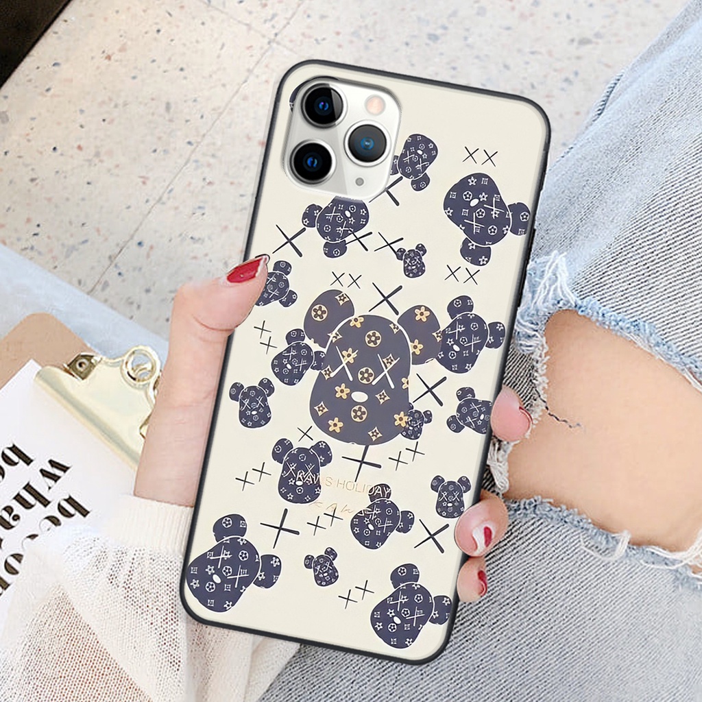 Ốp lưng ip 11 PRO / 11 PRO MAX in hình K@ws, Cool Be@r SIÊU NGẦU