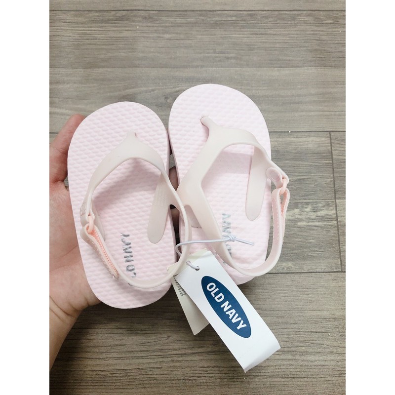 Dép xỏ ngón old navy