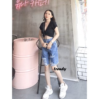 Áo croptop ôm nhún eo