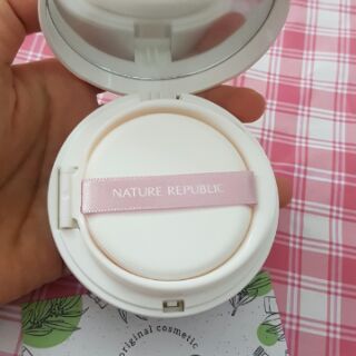 Cushion nature republic