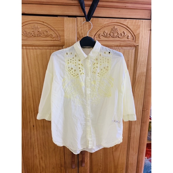 Áo sơ mi cách điệu