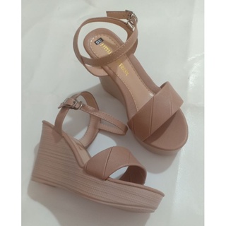 sandal đế xuồng 9p( nhẹ, êm)