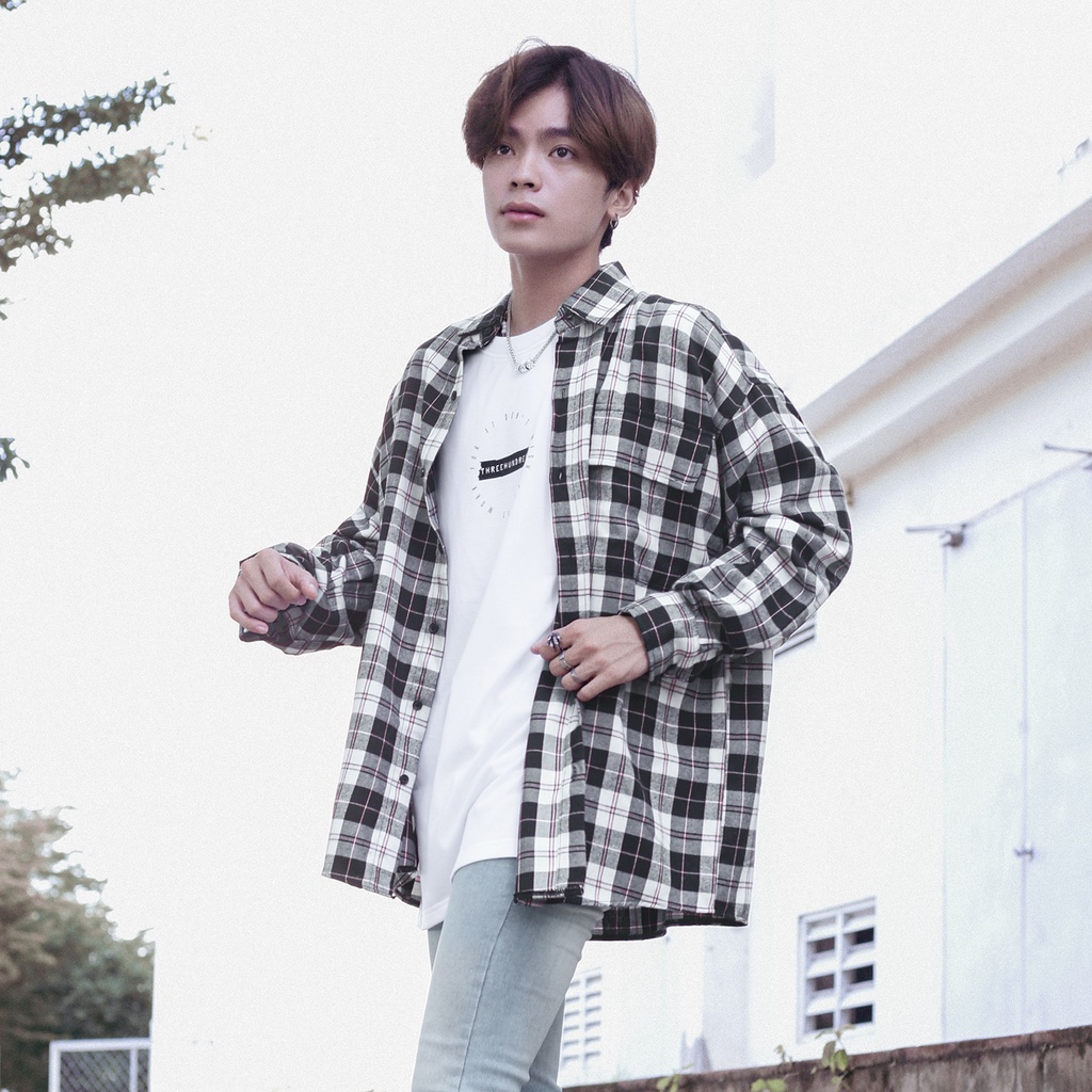 Áo Sơ Mi Flannel Màu Trắng Sọc Hồng Form Rộng Thoải Mái Chất Liệu Cotton Thoáng Mát