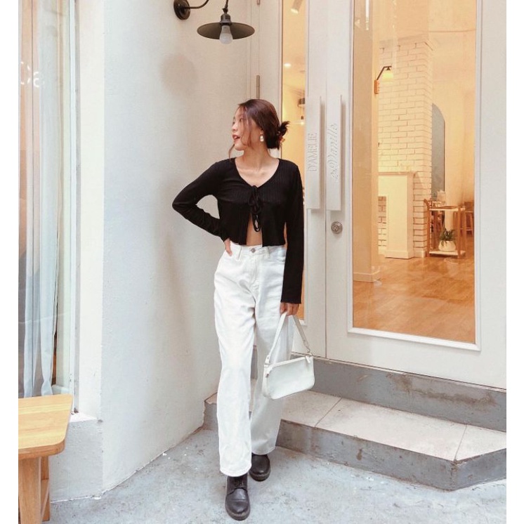 Áo MƠ khoác ngoài buộc ngực dài tay.