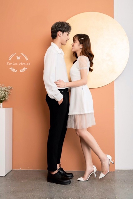 Set áo đầm đôi nam nữ hàn quốc chụp hình cưới, áo cặp tình nhân màu trắng đầm xòe phối lưỡi