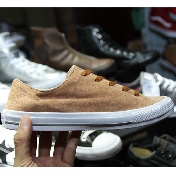 Giày Converse thấp cổ da lộn vàng CTDV01
