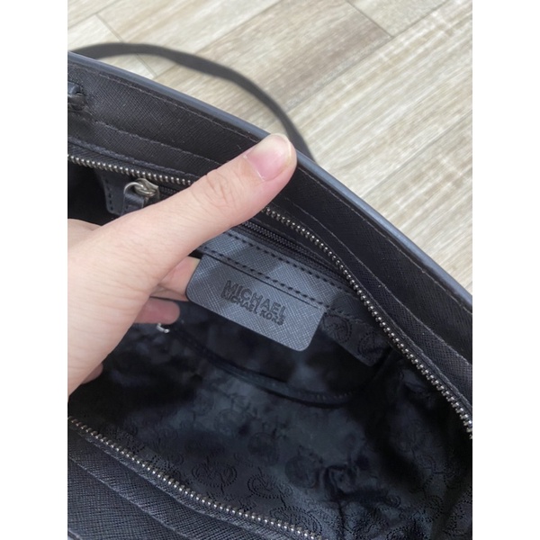 Túi si Michael Kors