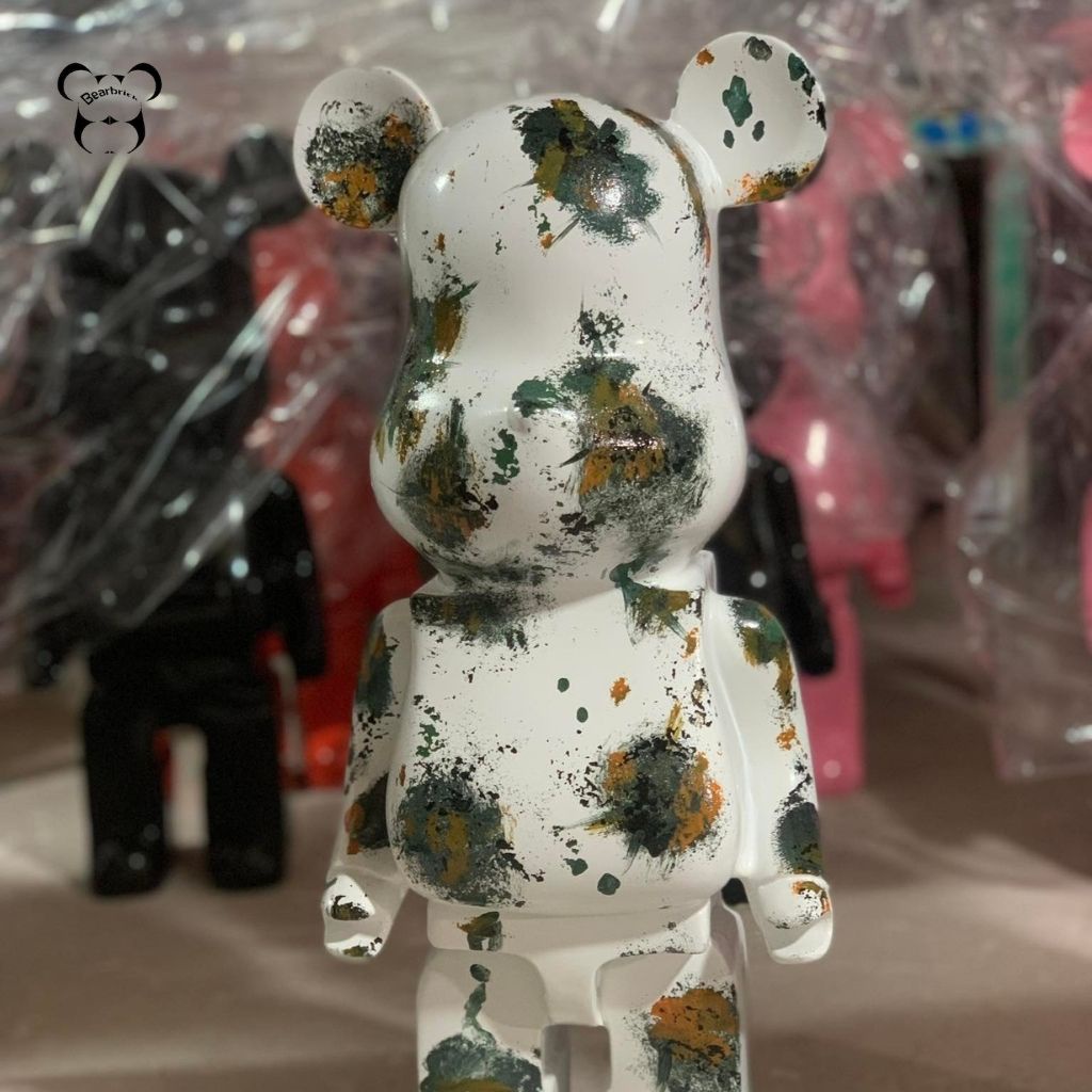 Bearbrick, gấu bearbrick 50cm cỡ vừa, mẫu lá mùa thu màu sắc, chất liệu nhựa và thạch cao - Chin Official Store
