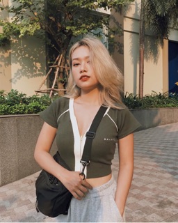 (có bán sỉ,ảnh thật,hoả tốc) 🍓ÁO_CROPTOP_BALANCE_DÂY_KÉO🍍