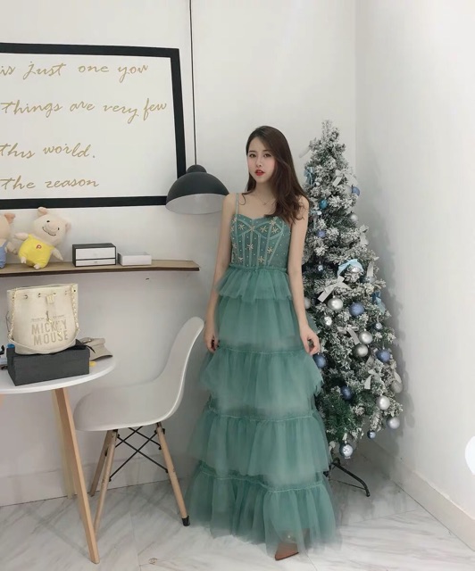 [Mẫu mới] Đầm dạ hội dài suôn màu xanh lá cây phá cách độc đáo (7 ảnh thật)