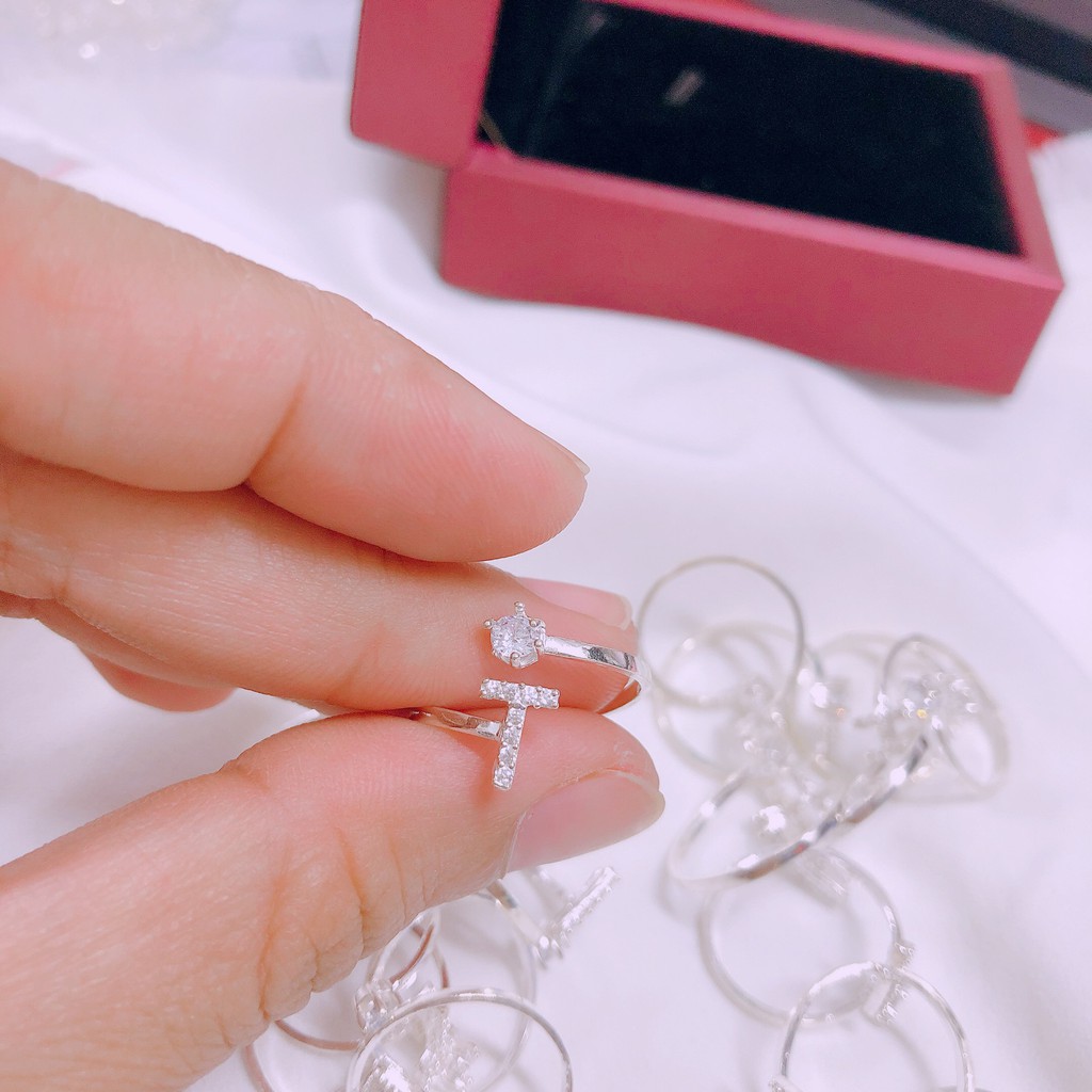 Nhẫn chữ bạc đẹp gắn đá nhỏ có thể điều chỉnh size tay - Nhẫn bạc Bibi