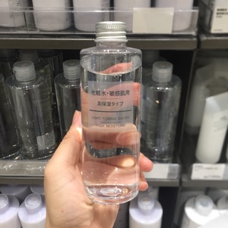 Nước hoa hồng Muji