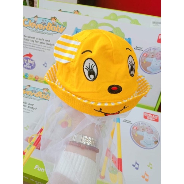 Mũ kèm khăn voan cho bé