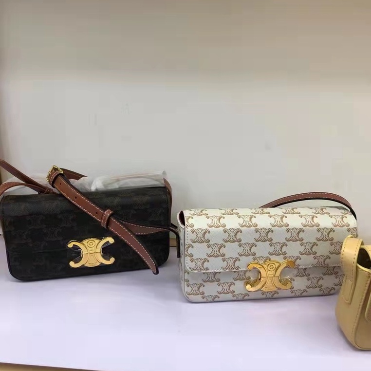 Túi Da Vuông Nhỏ Xinh Đeo Vai Triumph Thời Trang Cho Nữ 77220401