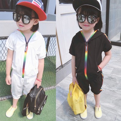 Áo có nón + quần cho bé mới sinh