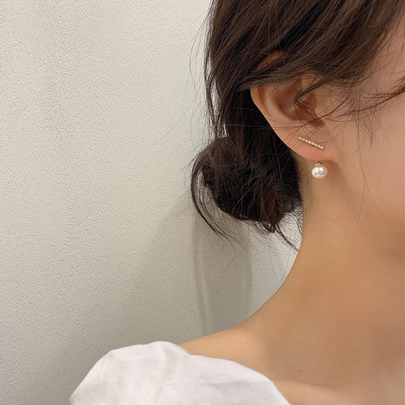 Korean Temperament Rhinestone Pearl Earrings