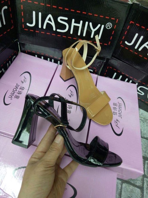 [ Free Ship - Hàng Cao Cấp Xả Kho ] Dép Sandal Nữ Cao Gót 7cm Quai Trơn Da Mềm