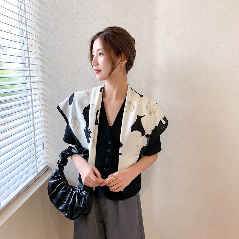 Khăn Choàng Cổ Hình Vuông Cỡ Lớn 90cm Bằng Lụa In Họa Tiết Hoa Màu Trắng Đen Phong Cách Cổ Điển Thời Trang Mùa Hè Cho Nữ 24H
