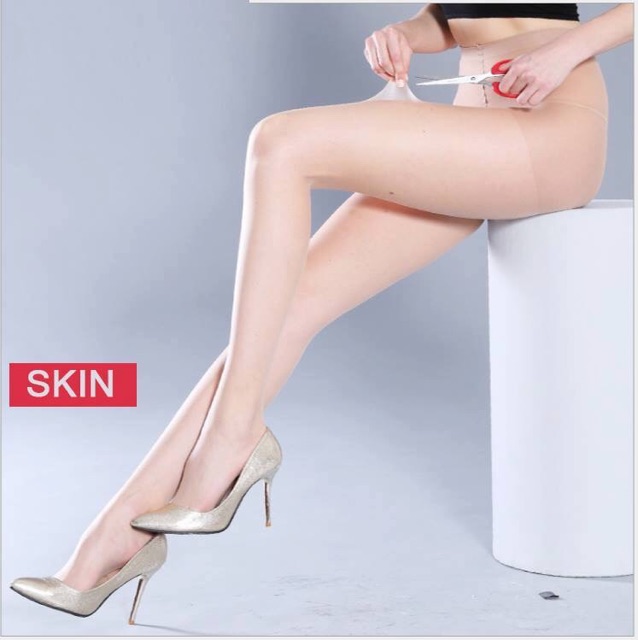 Quần tất xuất Nhật