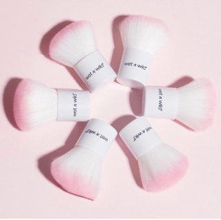 Cọ má hồng Wet n Wild