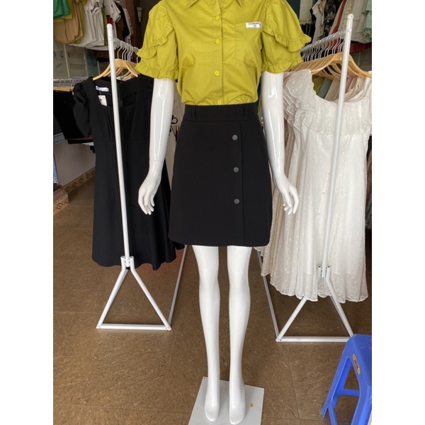 Chân váy chữ A cúc giữ có túi