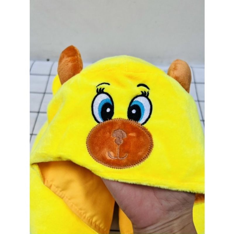 Gối đỡ cổ có mũ cho bé