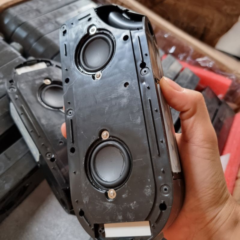 Loa nghe nhạc bluetooth 5w x5w chống nước