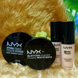 Combo kem nền và phấn phủ Nyx