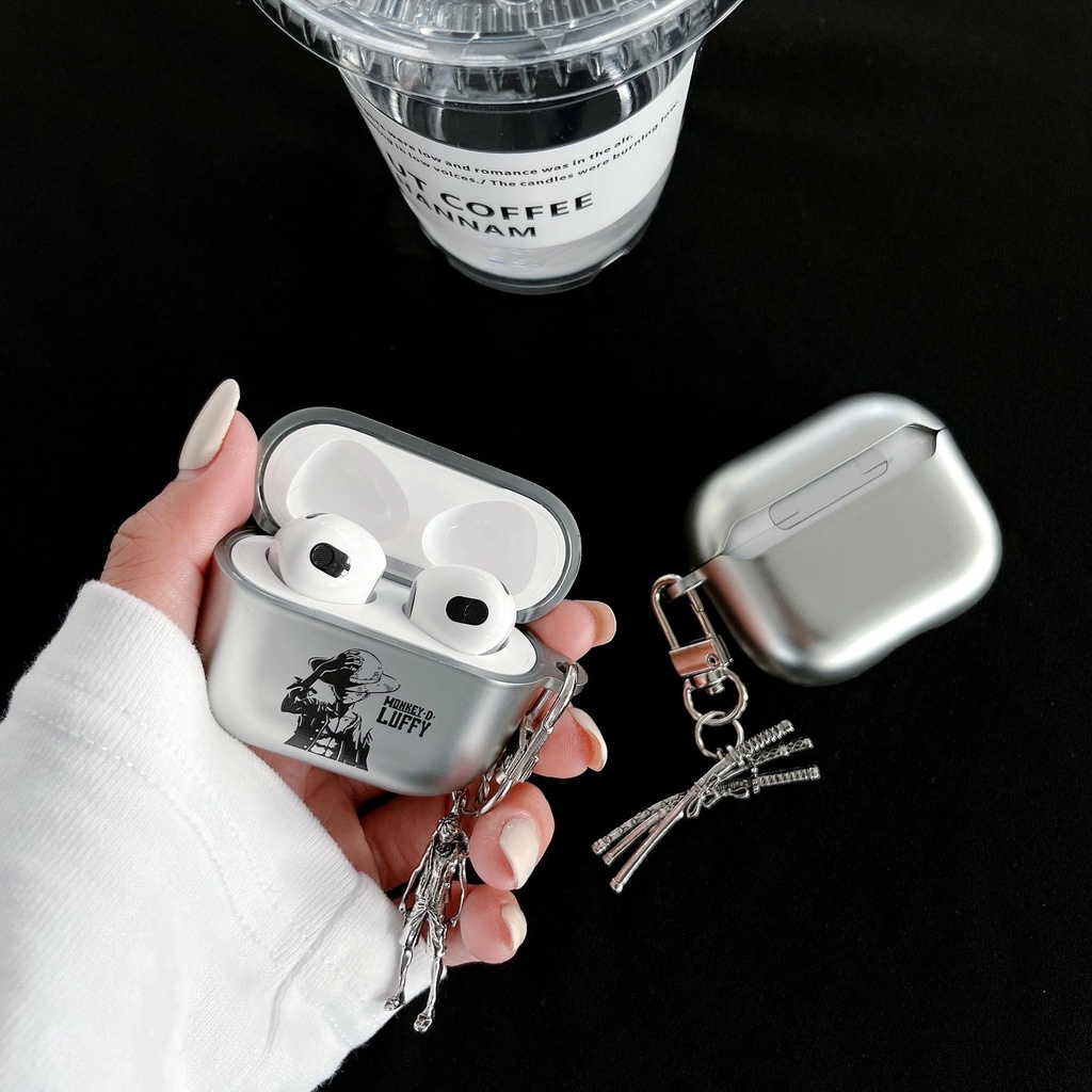 Vỏ Bảo Vệ Hộp Sạc Tai Nghe Bluetooth AirPods 1 2 pro 3 2021 gen3 Bằng PC Cứng Mạ Bạc Họa Tiết One Piece Luffy Zoro