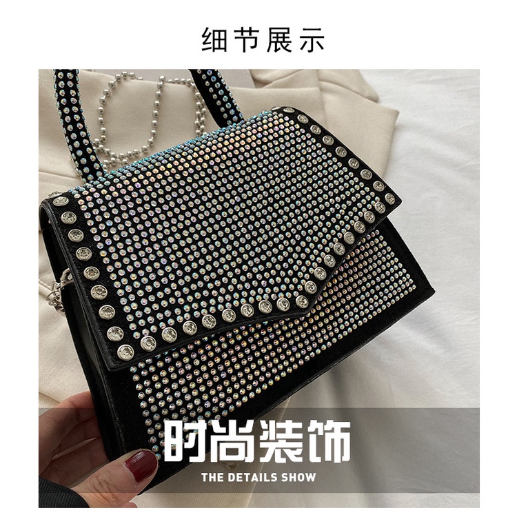 Túi Xách Nữ Đính Đá Thời Trang Sang Trọng