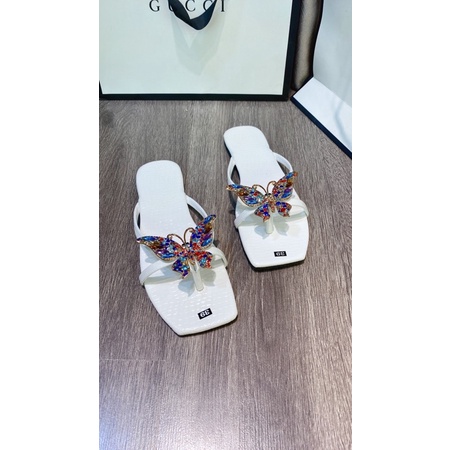 Dép kẹp Bướm