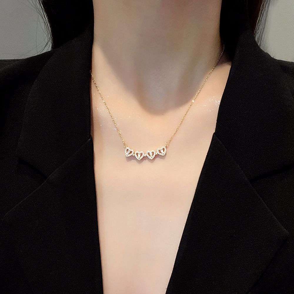 Vòng cổ Mặt Cỏ Bốn Lá Bằng Đồng Nhiều Màu Phong Cách Hàn Quốc Cổ Điển Cho Nữ