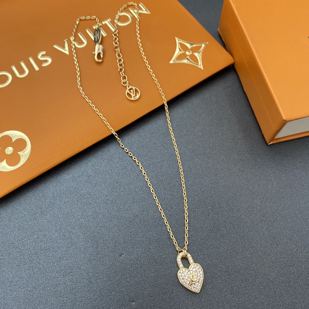 LOUIS VUITTON Vòng cổ Mặt Chữ LV Phong Cách Hàn Quốc Đơn Giản Cho Cặp Đôi
