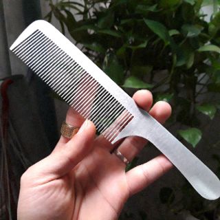 Lược Thép Cắt Tóc Nam Nữ, Lược Cắt Tóc Inox Bằng Thép Không Gỉ Hàng Công Ty Chải Cực Bám Tóc