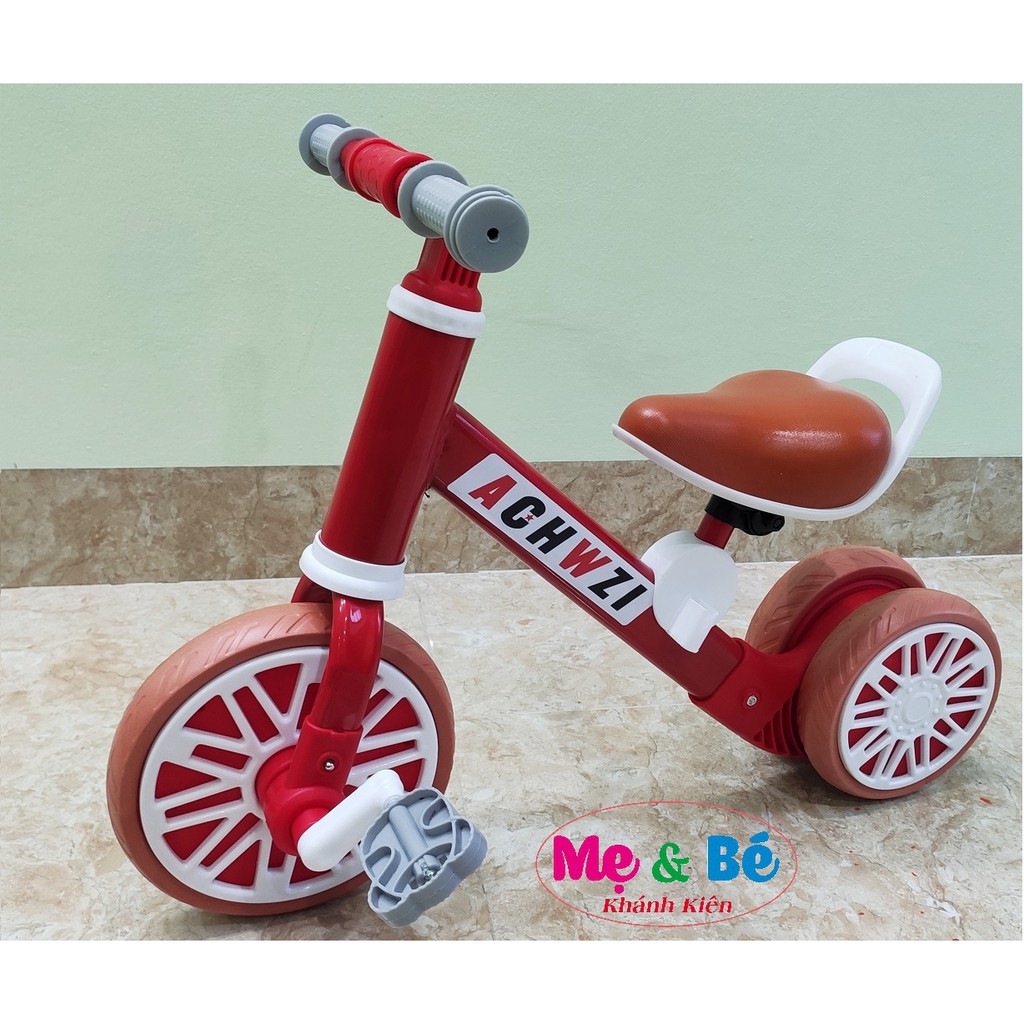Xe Thăng Băng Kiêm Xe 3 Bánh, Chòi Chân Cho Bé.