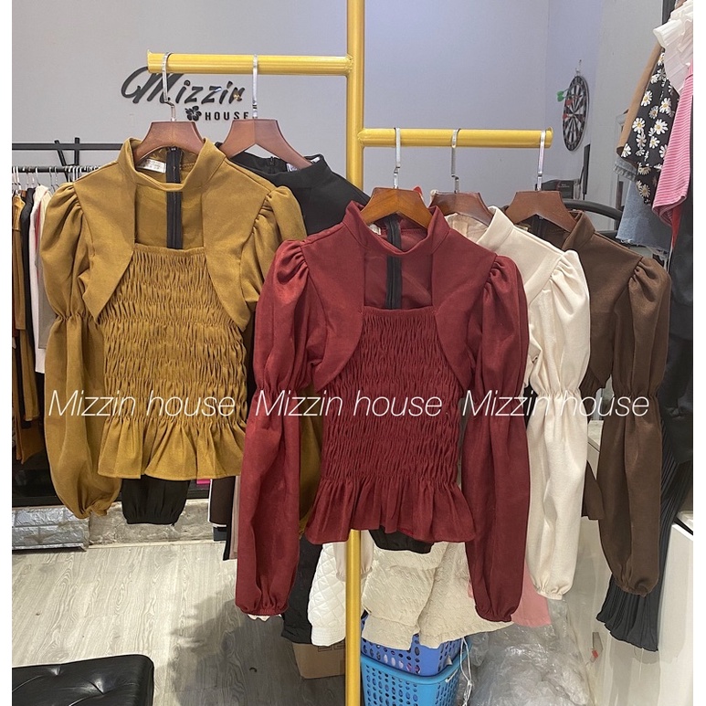 Áo cut-out siêu đẹp diện Tết 2022