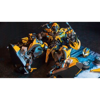 Mô Hình Comicave Transformers IV – Bumblebee 75% Kim Loại