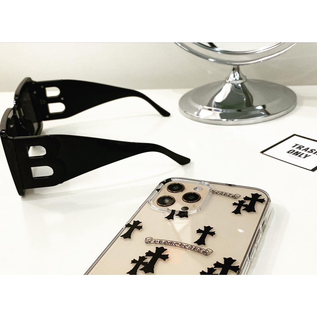Ốp iphone Chrome Hearts cho các dòng máy  12, 12Pro , 12ProMax,  13, 13PRO, 13PROMAX, AIRPOD 1/2, PRO, 3, 14Promax