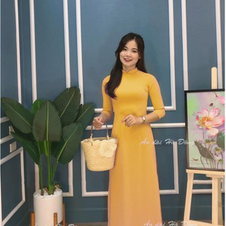 Áo dài trơn màu vàng lụa nhật