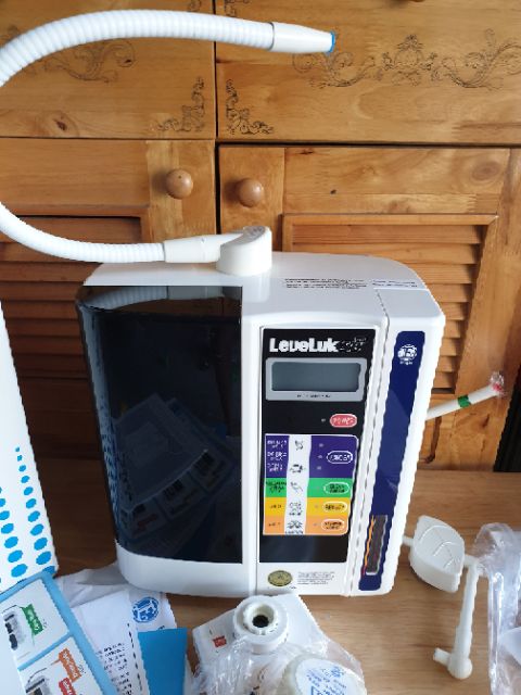 Máy lọc nước ion Kiềm Leveluk SD 501