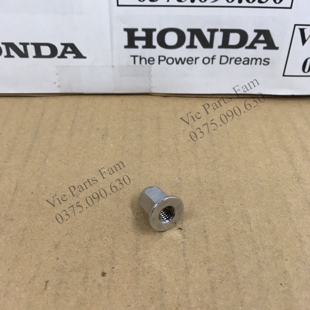 Ốc cổ pô : ab , sh , pcx , click , vario , lead ( ốc 7mm - giá 1 con)