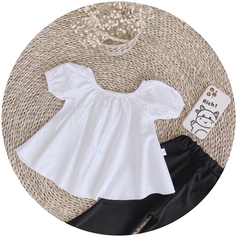 set áo trắng trễ vai quần ống loe cho bé