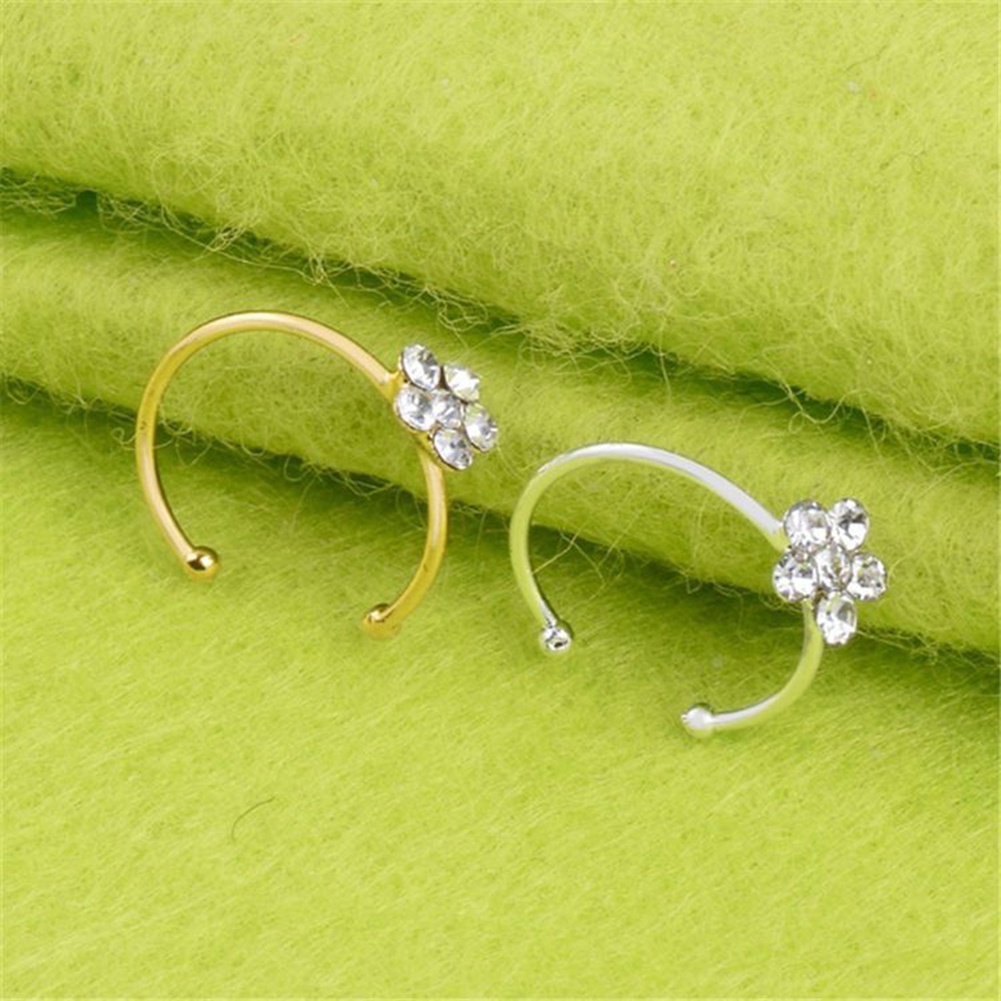 1 Khuyên Mũi Tròn Đính Đá Hình Hoa Mận Thời Trang