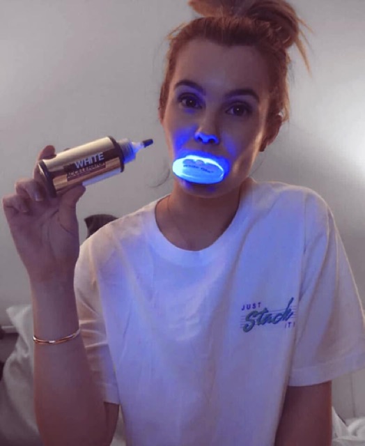 Bộ làm trắng răng White Glo White Accelerator Blue Light Teeth Whitening System